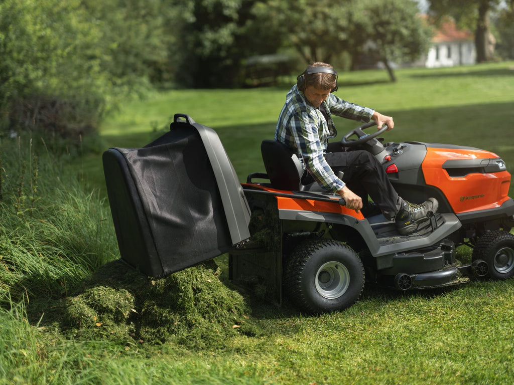 Husqvarna TC 220T – Tracteur tondeuse à essence 108 cm