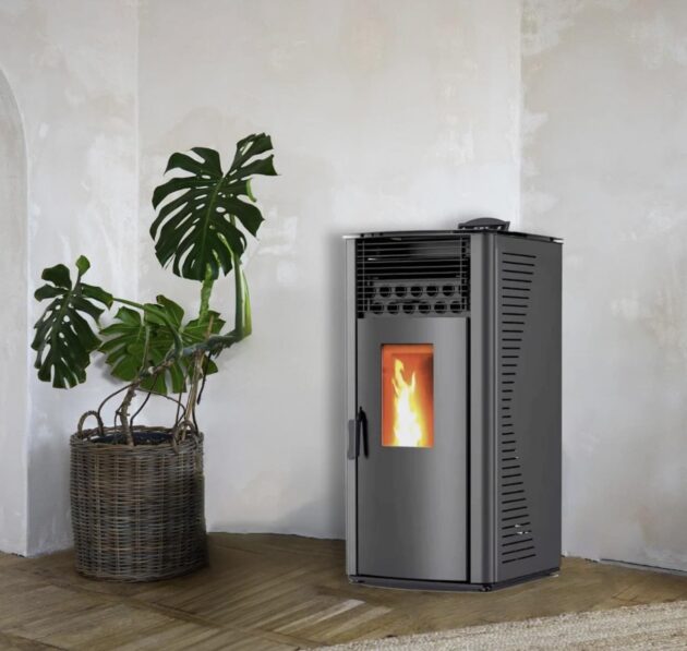 Poêle à granulés noir Sannover Air Anita 12 kW + kit de raccordement